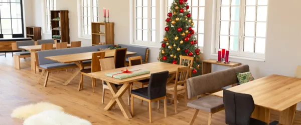 weihnachtsposting_16zu9_schauraum-600x250-crop-63-38.webp