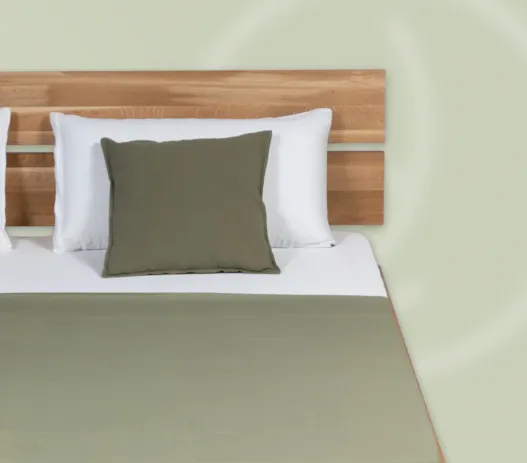 flussdorf-bett-lorbeer-detail3-250213-527x463-crop-50-50.webp