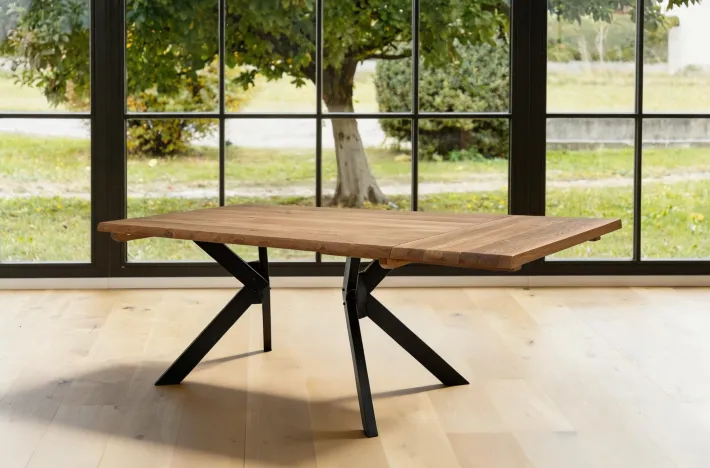 10_abverkauf_tisch_3_fuschl-ansteckplatte-710x468-crop-50-50.webp
