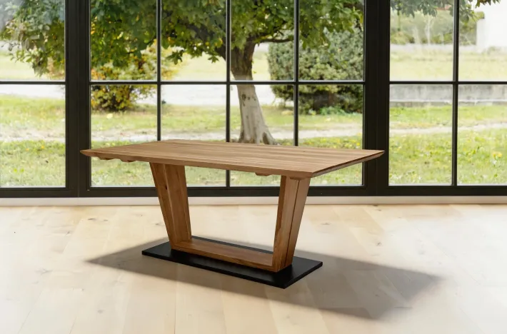 11_abverkauf_tisch_4_loich-710x468-crop-50-50.webp